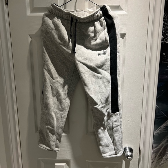 Puma sweat pants - Picture 1 of 2
